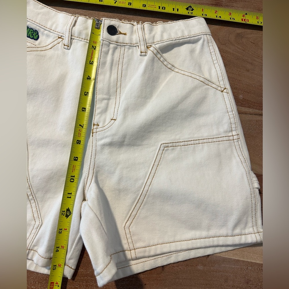 Like New‼️Empyre Cream Denim Cargo Shorts Size S Dixie Birch Carpenter Shorts - Picture 9 of 11